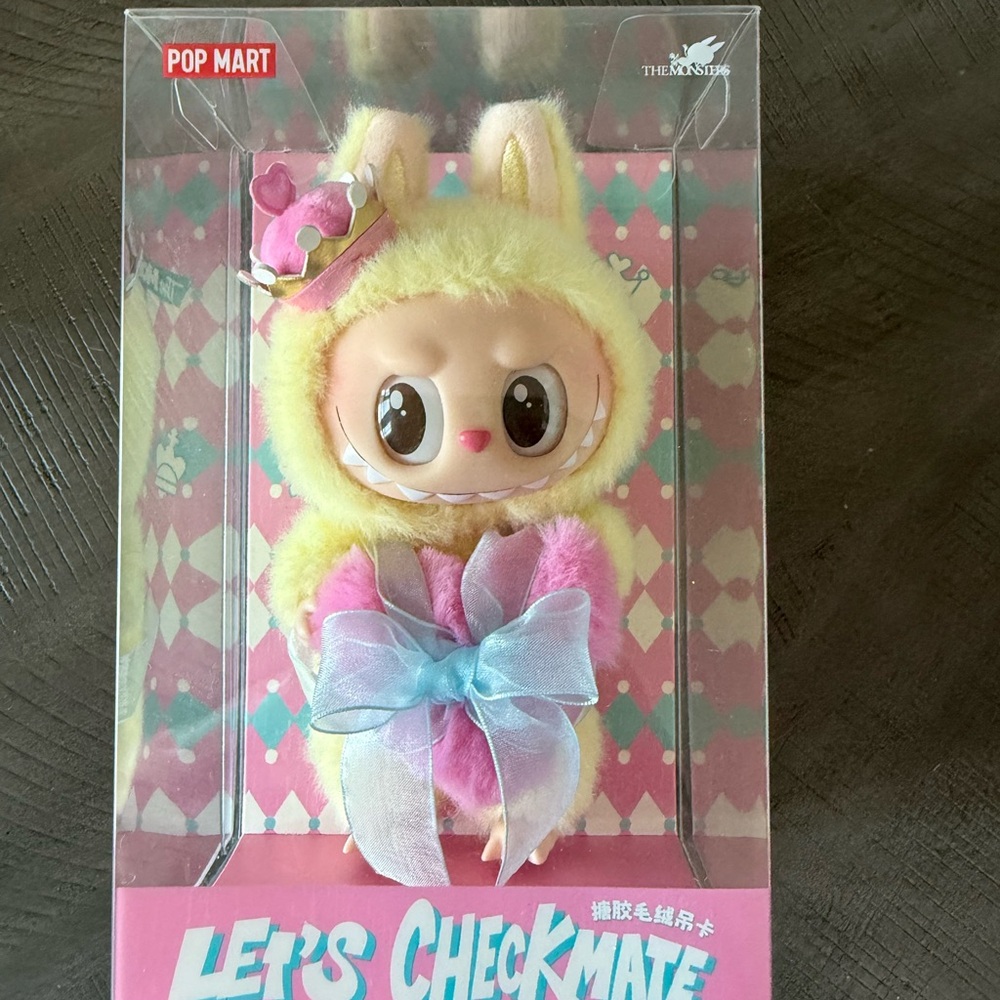 Pop Mart Labubu Lets Checkmate